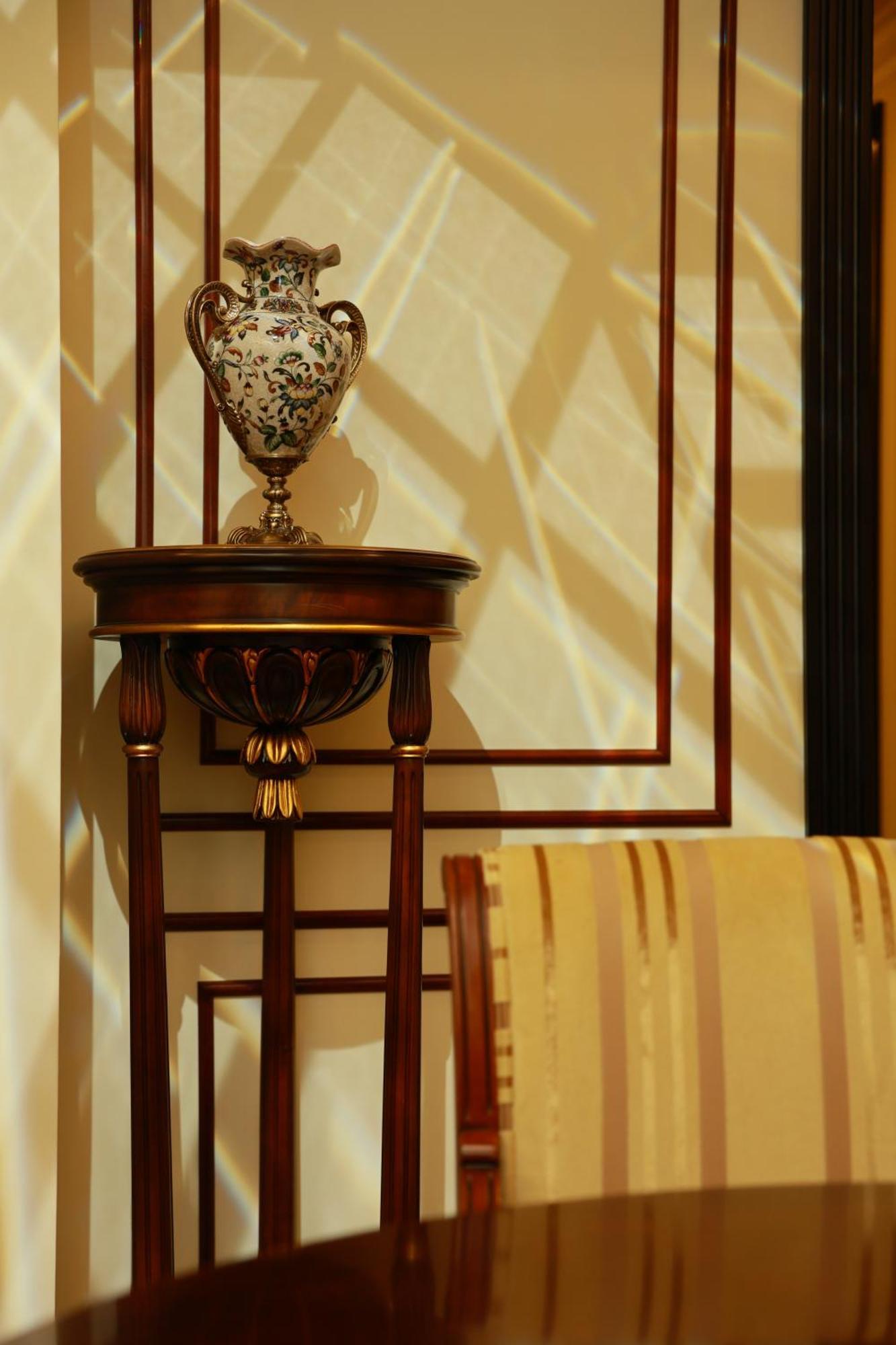 Golden Palace Hotel Erévan Extérieur photo